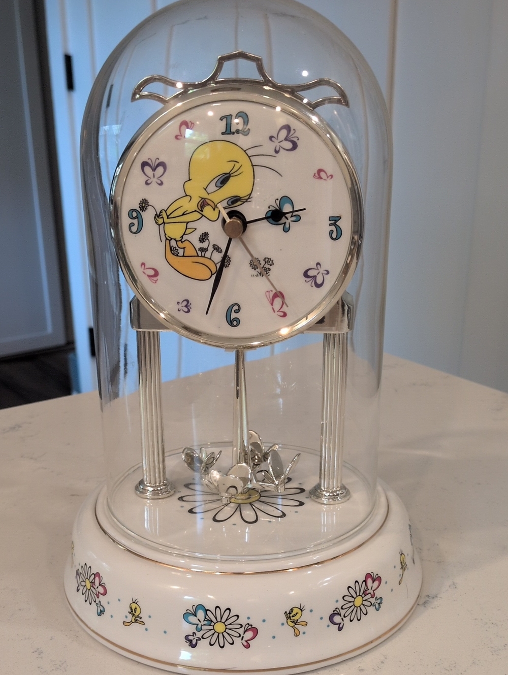Tweety Bird Glass Dome Clock - White and Yellow Home Wall Decor